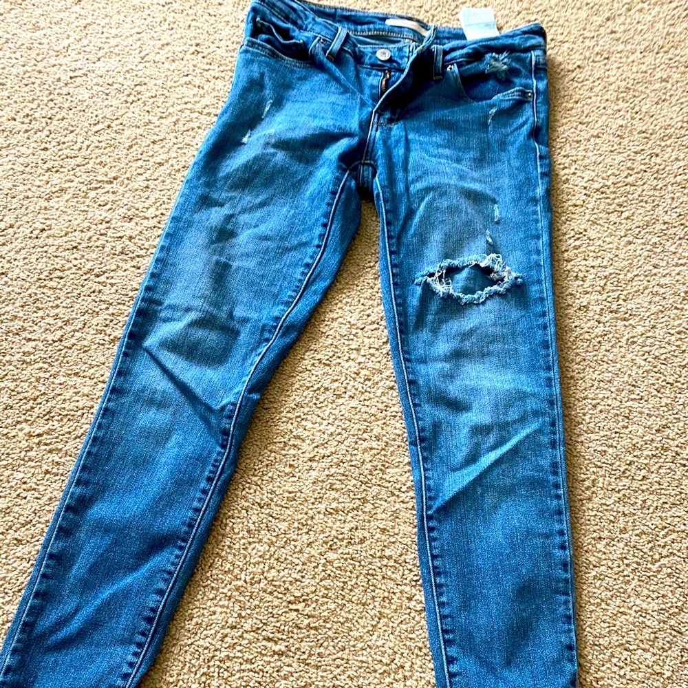 Levi’s ripped 711 skinny jeans